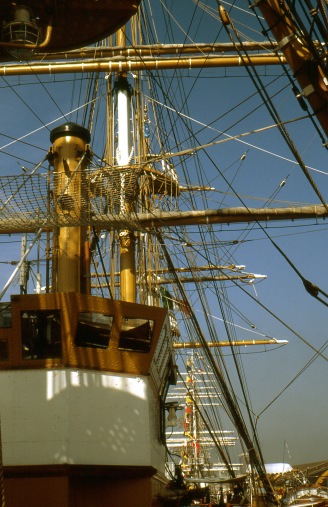 Sail90-152